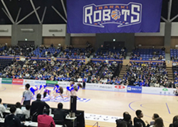 2月16日にスタッフみんなで茨城ロボッツの応援に行きました。